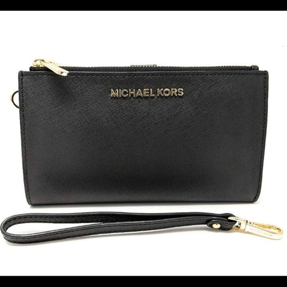 💕🛍 NWT MICHAEL KORS WRISTLET - Picture 8 of 8